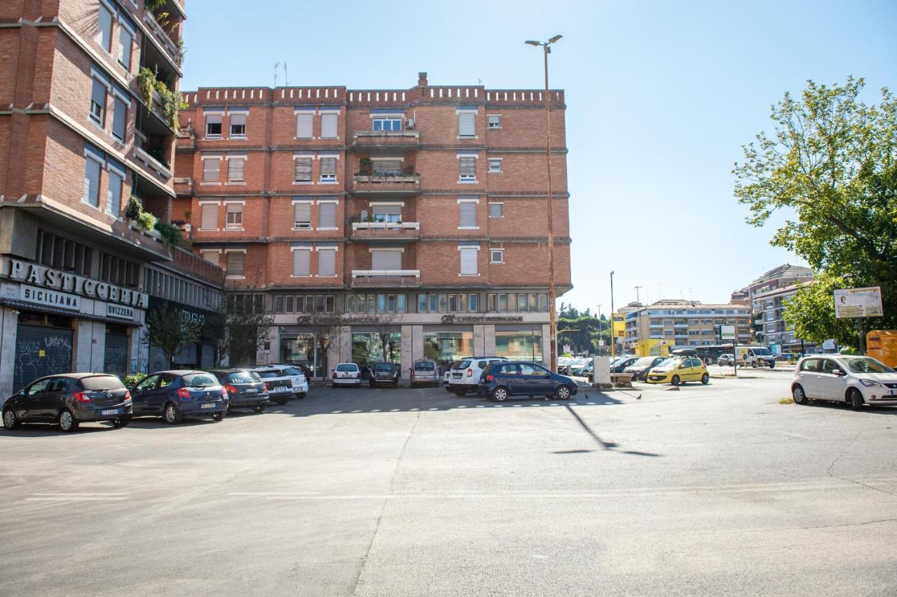 Ferienwohnung Peony - 13 Piazza Pio XI Rom Exterior foto